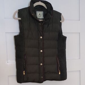 Chic Black Puffer Vest with Gold Details